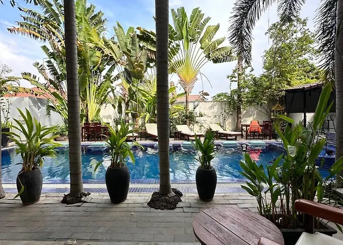 Hotel Angkor Sweet Night 4*